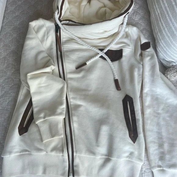 Wanakome Athena full zip Cream Hoodie with Brown Details - Picture 2 of 9